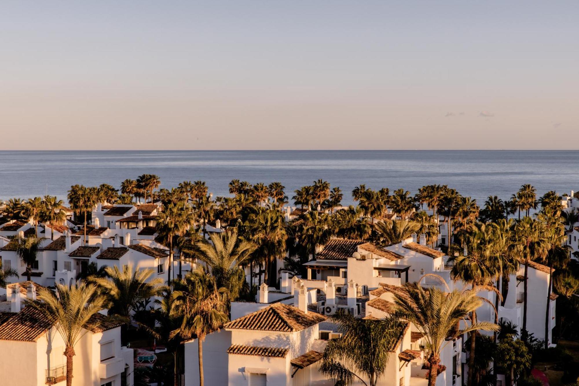 The Flag Hotel Marbella, Estepona Adult Recommended Exterior photo